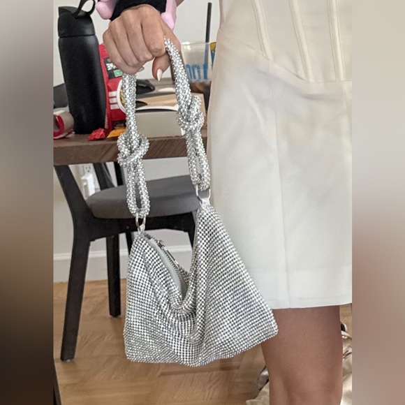 Elegant Silver Beaded Women's Bag - Picture 1 of 3